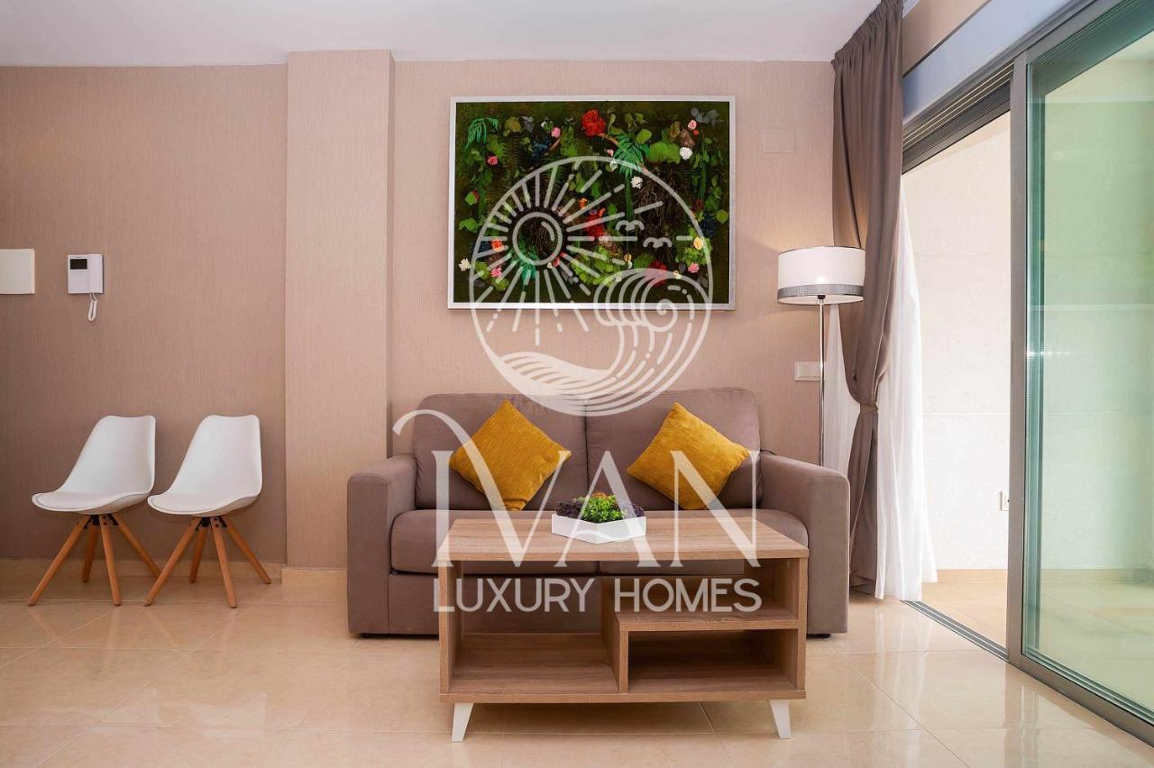 אורופסה דל מר Casa Yarina Ivan Luxury Homes 1ªpta Sur 1ªlinea מראה חיצוני תמונה
