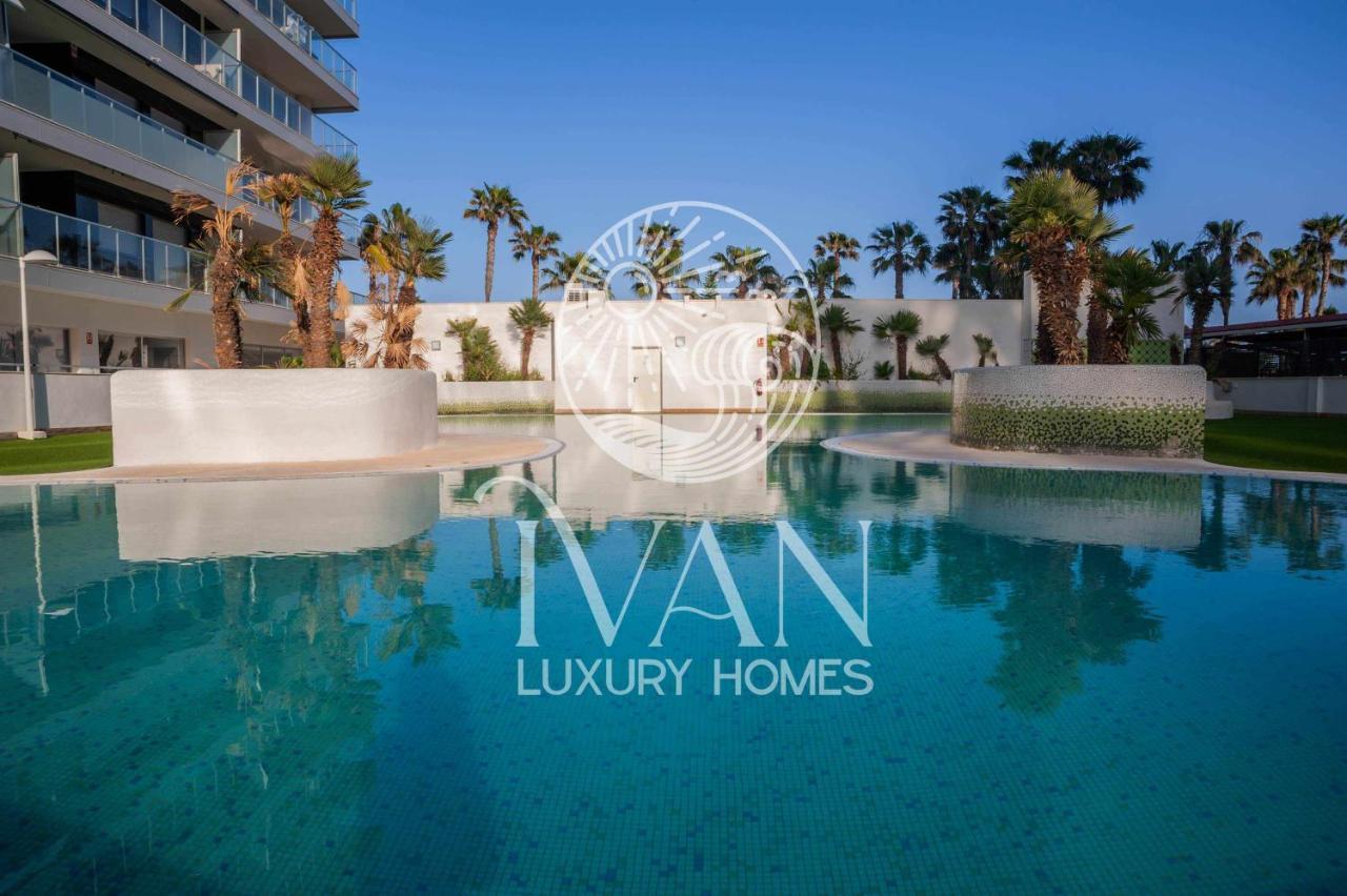 אורופסה דל מר Casa Yarina Ivan Luxury Homes 1ªpta Sur 1ªlinea מראה חיצוני תמונה