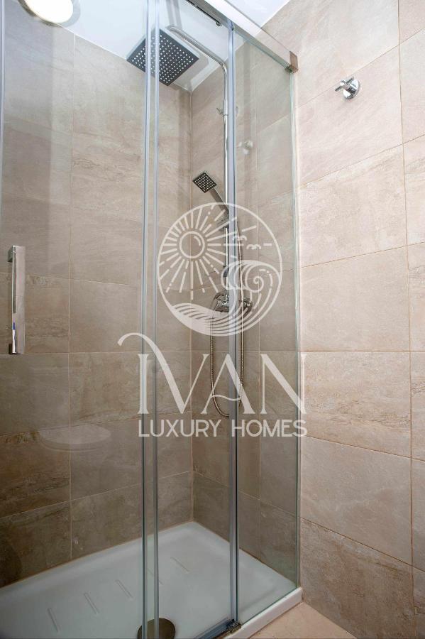 אורופסה דל מר Casa Yarina Ivan Luxury Homes 1ªpta Sur 1ªlinea מראה חיצוני תמונה