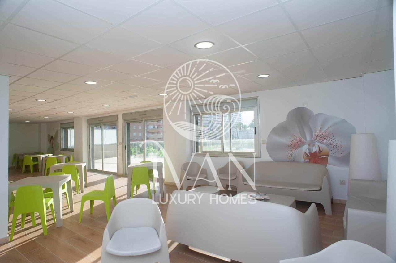 אורופסה דל מר Casa Yarina Ivan Luxury Homes 1ªpta Sur 1ªlinea מראה חיצוני תמונה
