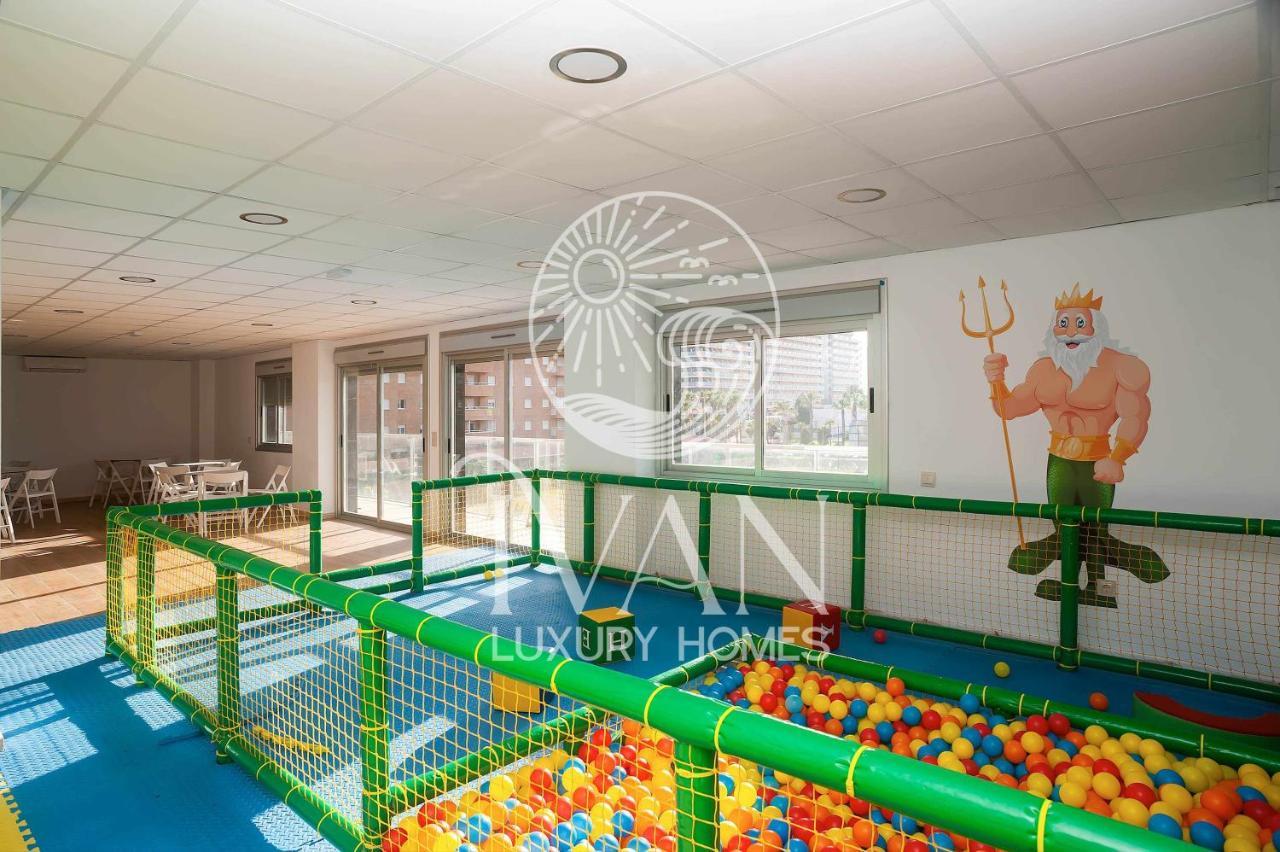 אורופסה דל מר Casa Yarina Ivan Luxury Homes 1ªpta Sur 1ªlinea מראה חיצוני תמונה
